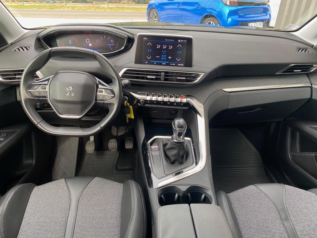 Peugeot 3008 — photo 9 sur 10