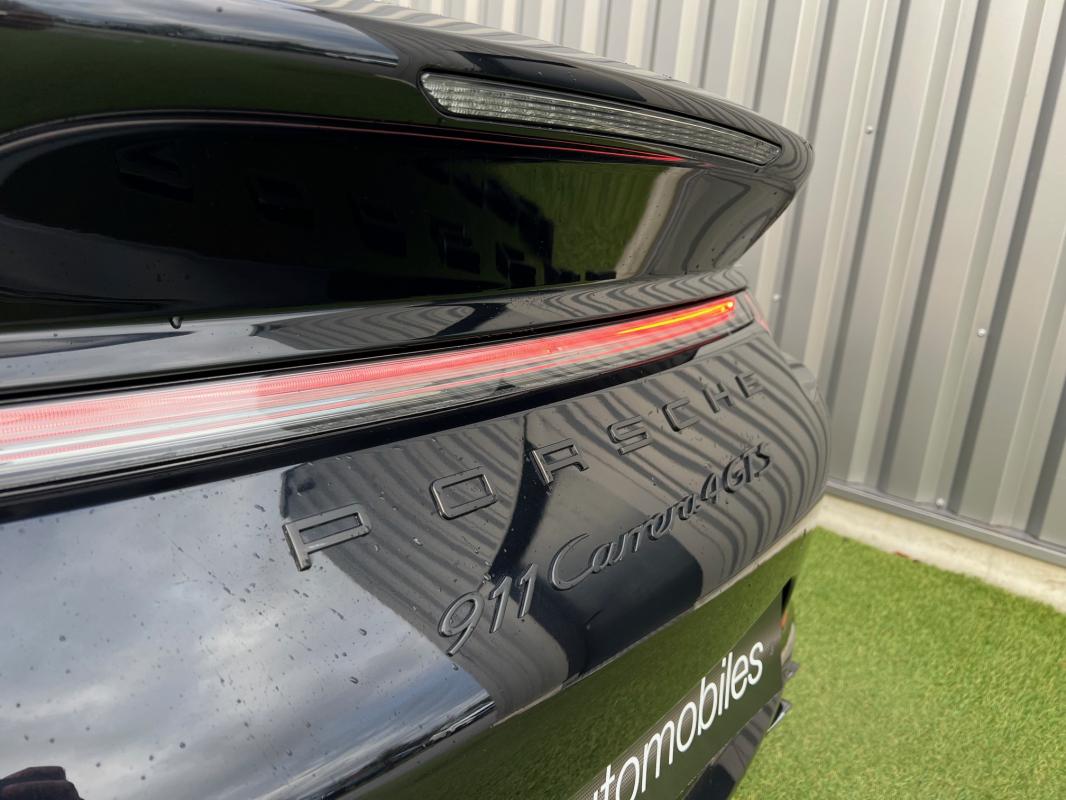 Porsche 911 — photo 8 sur 16