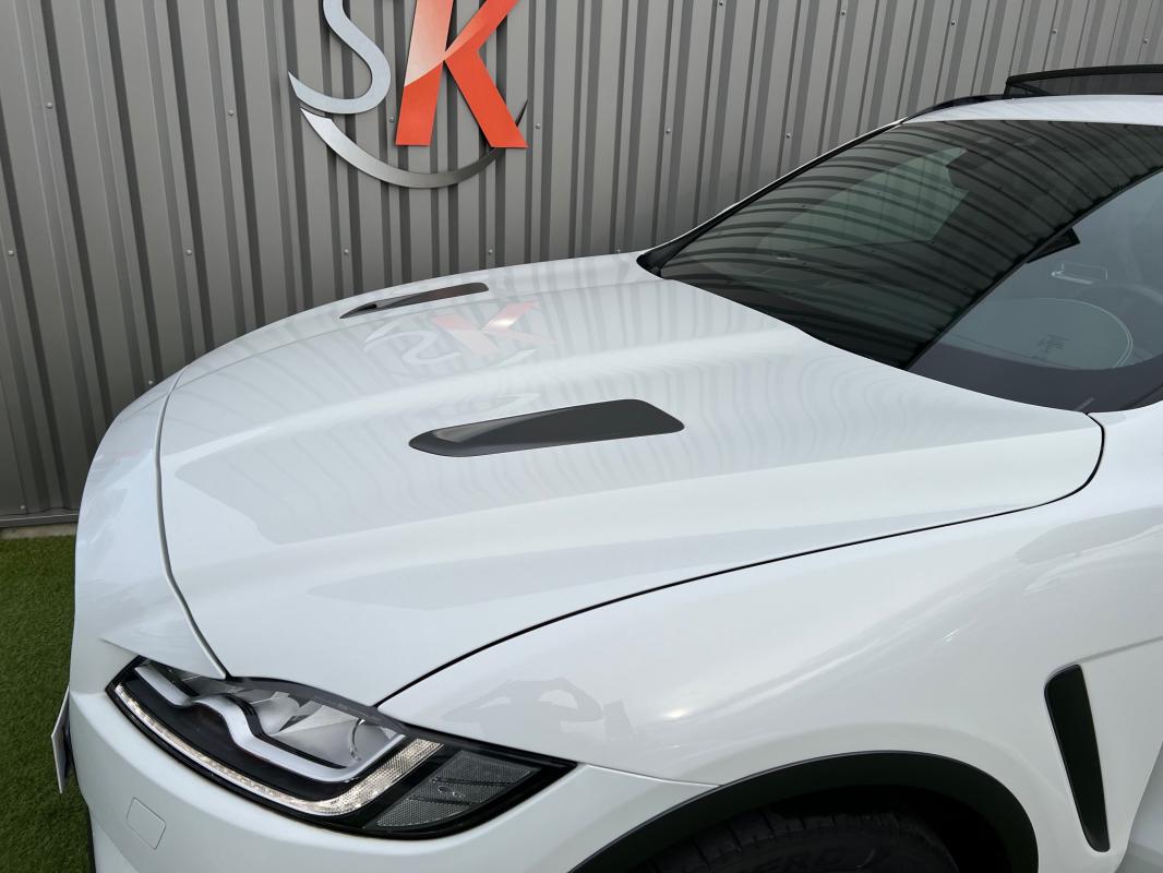 Jaguar F-Pace — photo 17 sur 19