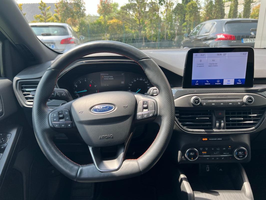 Ford Focus — photo 9 sur 11