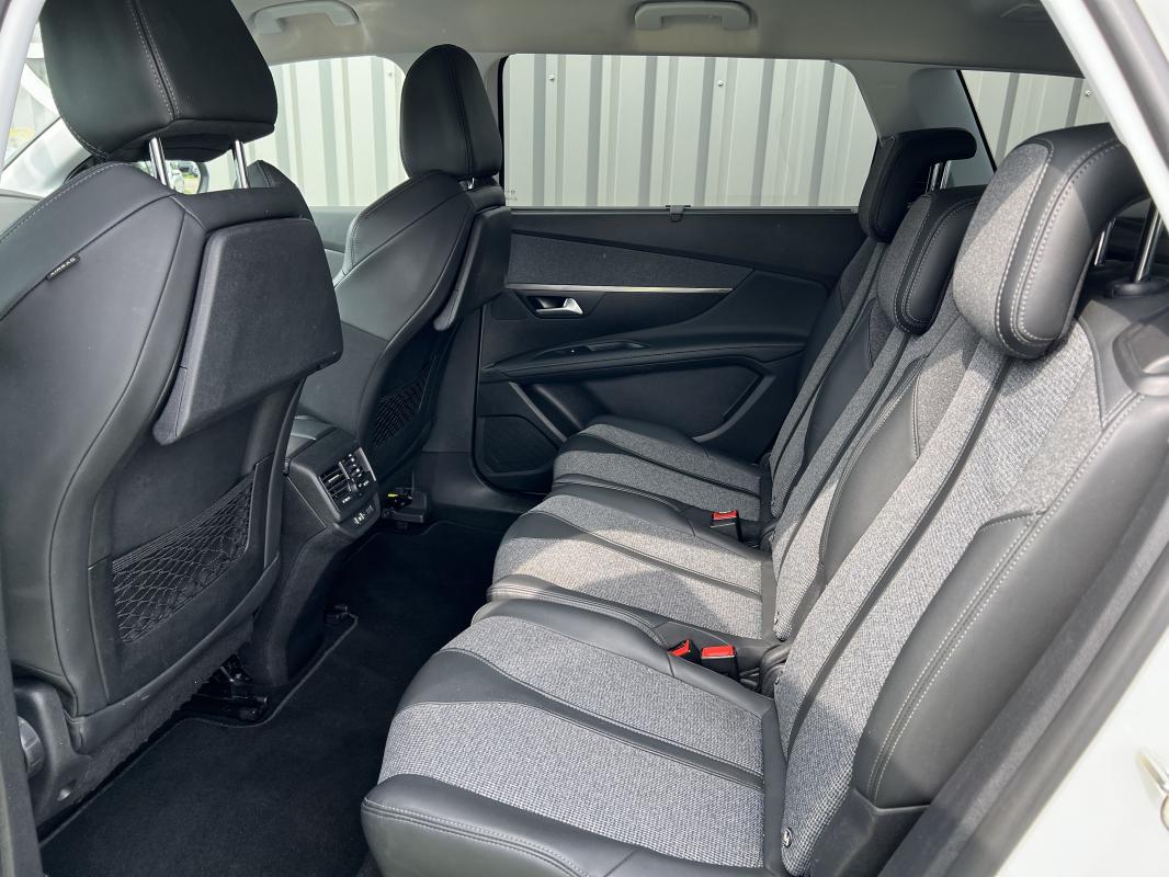 Peugeot 5008 — photo 8 sur 11