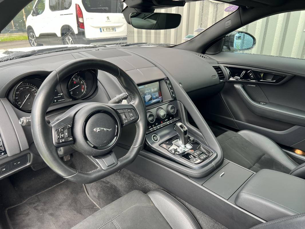 Jaguar F-Type — photo 12 sur 14