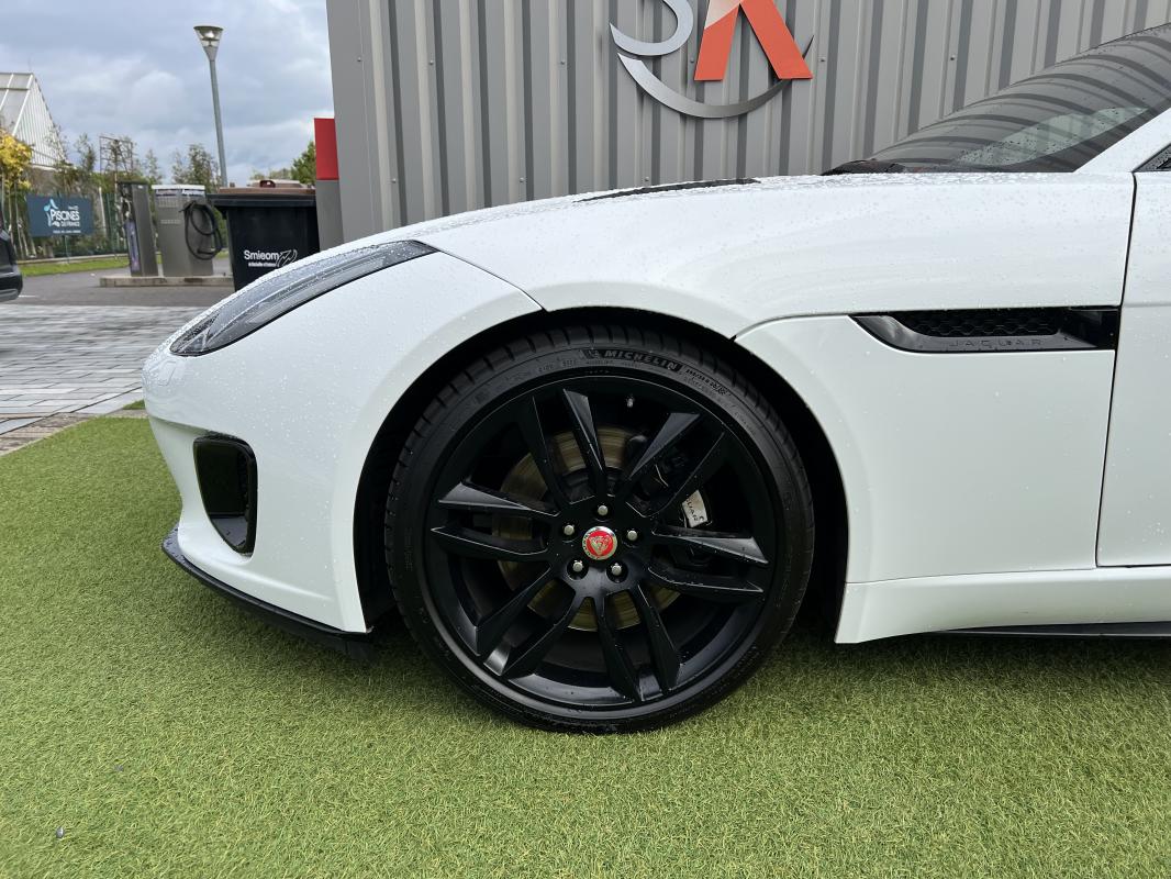 Jaguar F-Type — photo 4 sur 14