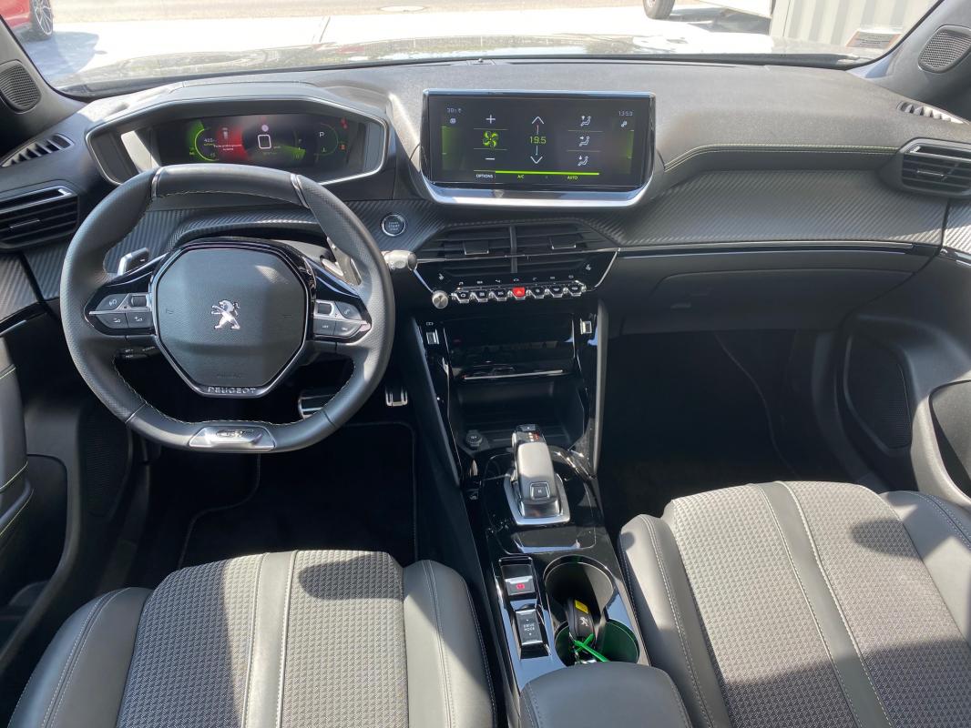 Peugeot 2008 — photo 8 sur 9