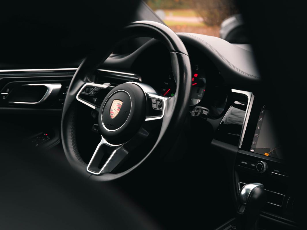 Porsche Macan — photo 11 sur 33