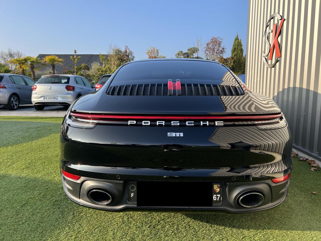 Porsche 911 — photo 11 sur 19