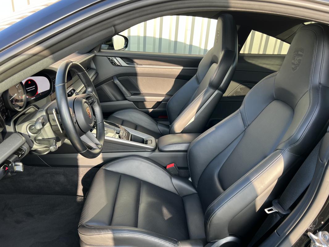 Porsche 911 — photo 12 sur 19