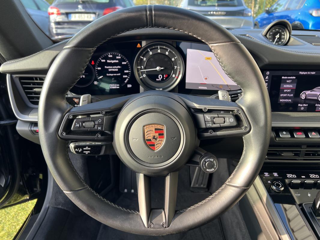 Porsche 911 — photo 18 sur 19