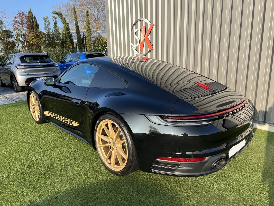 Porsche 911 — photo 9 sur 19