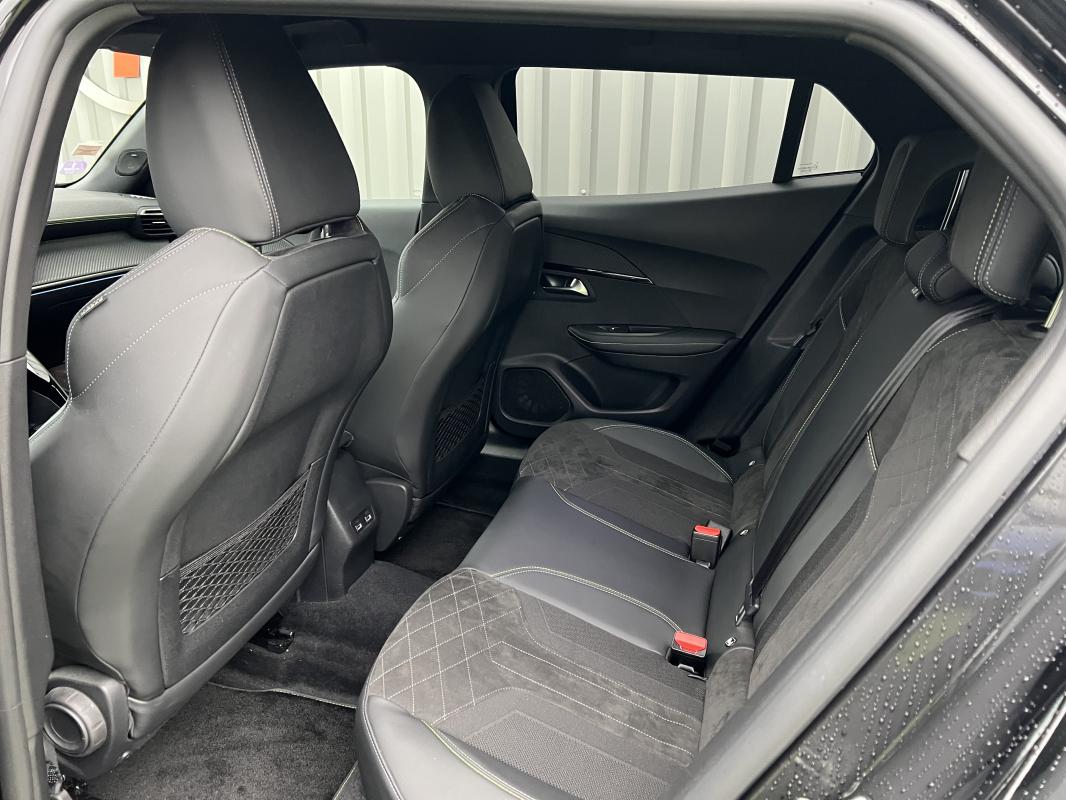Peugeot 2008 — photo 8 sur 14