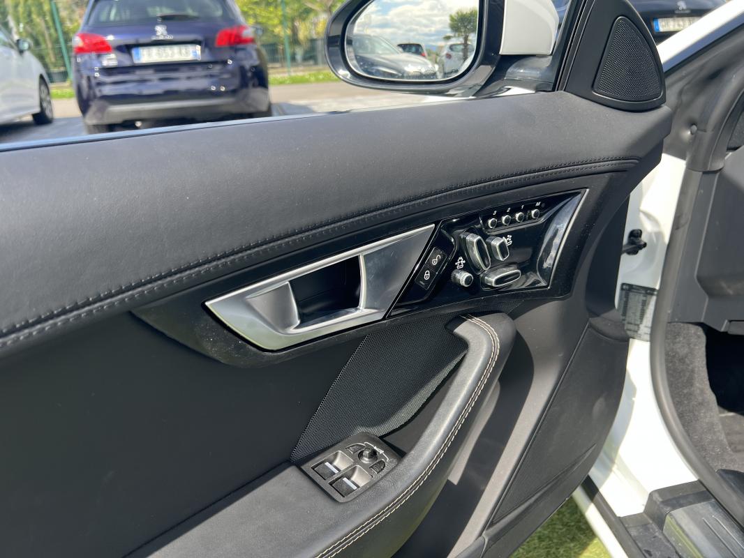 Jaguar F-Type — photo 14 sur 21