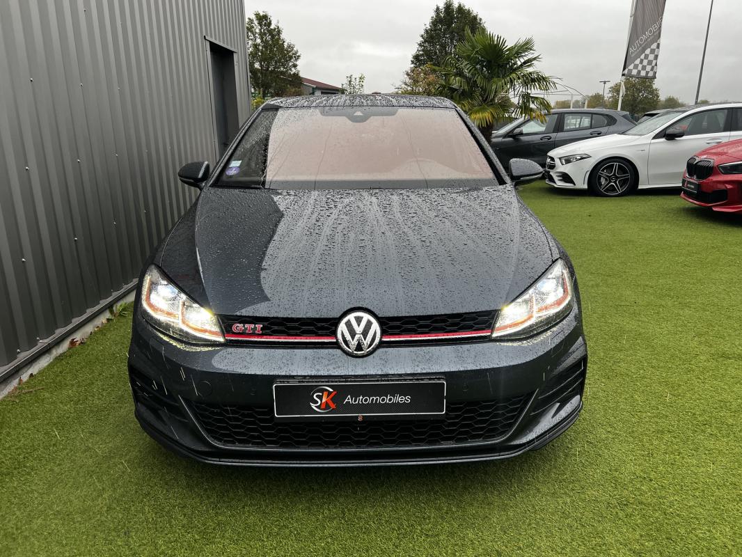 Volkswagen Golf — photo 2 sur 21