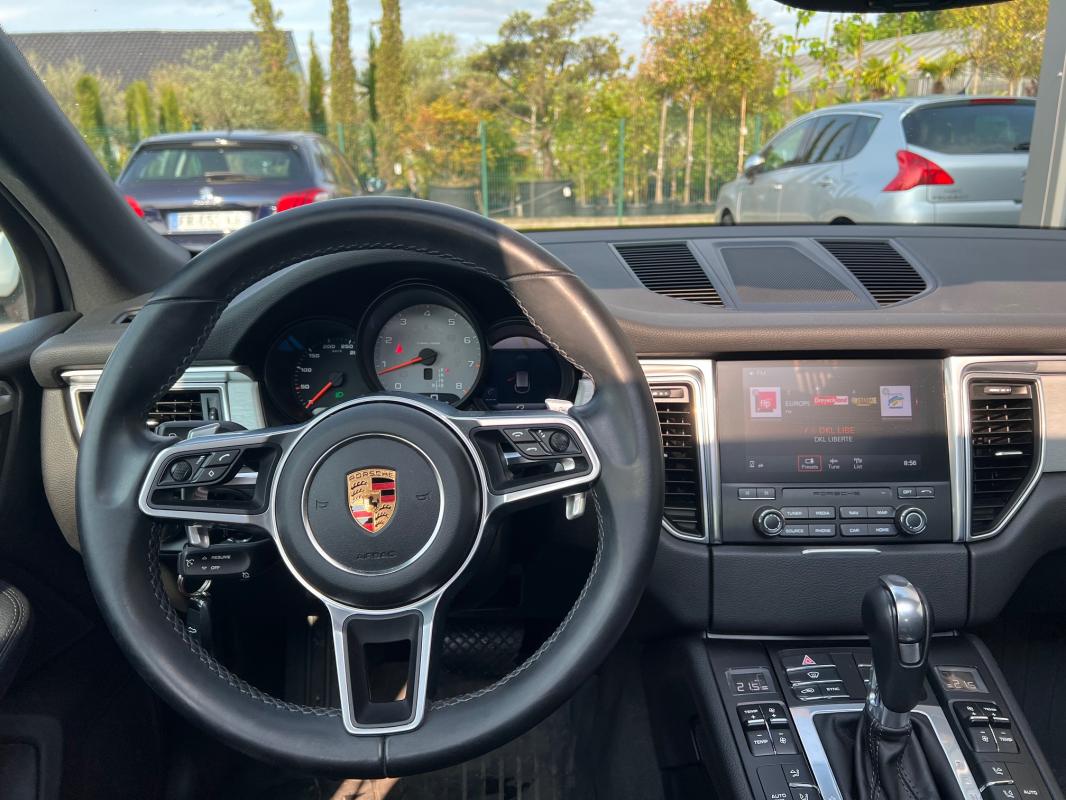 Porsche Macan — photo 13 sur 17