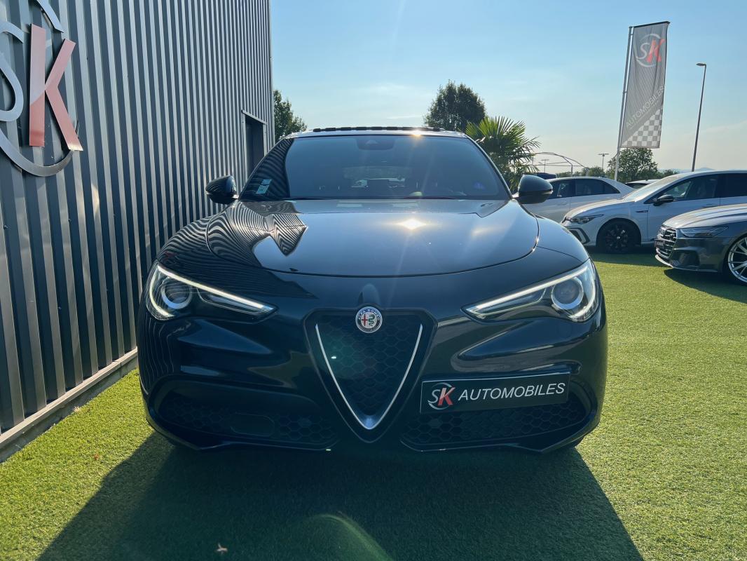 Alfa Romeo Stelvio — photo 2 sur 15