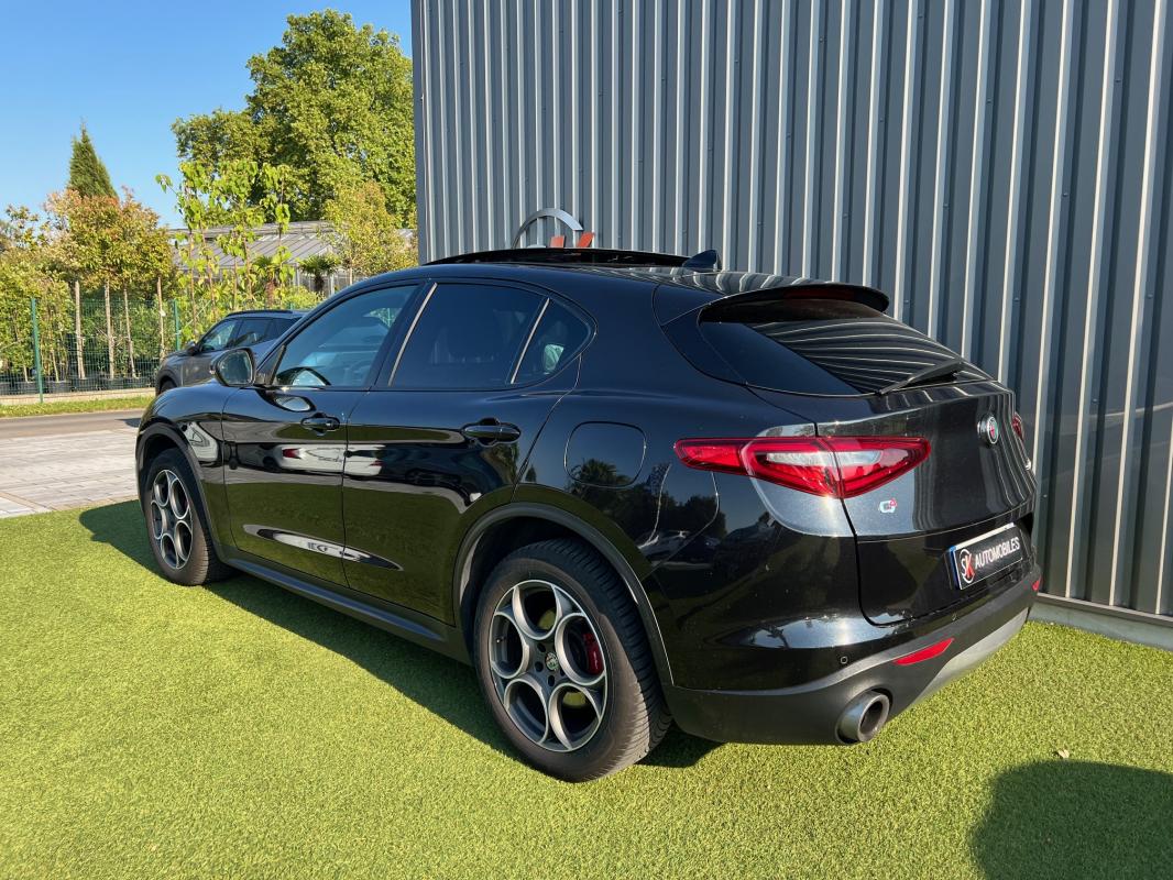 Alfa Romeo Stelvio — photo 4 sur 15