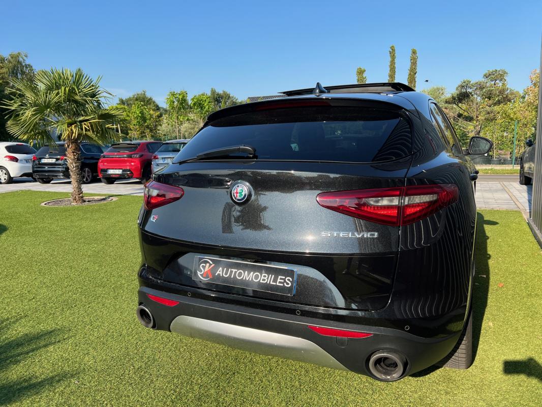 Alfa Romeo Stelvio — photo 5 sur 15