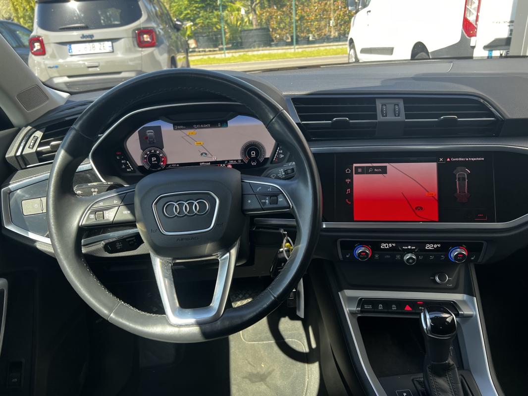 Audi Q3 — photo 12 sur 14