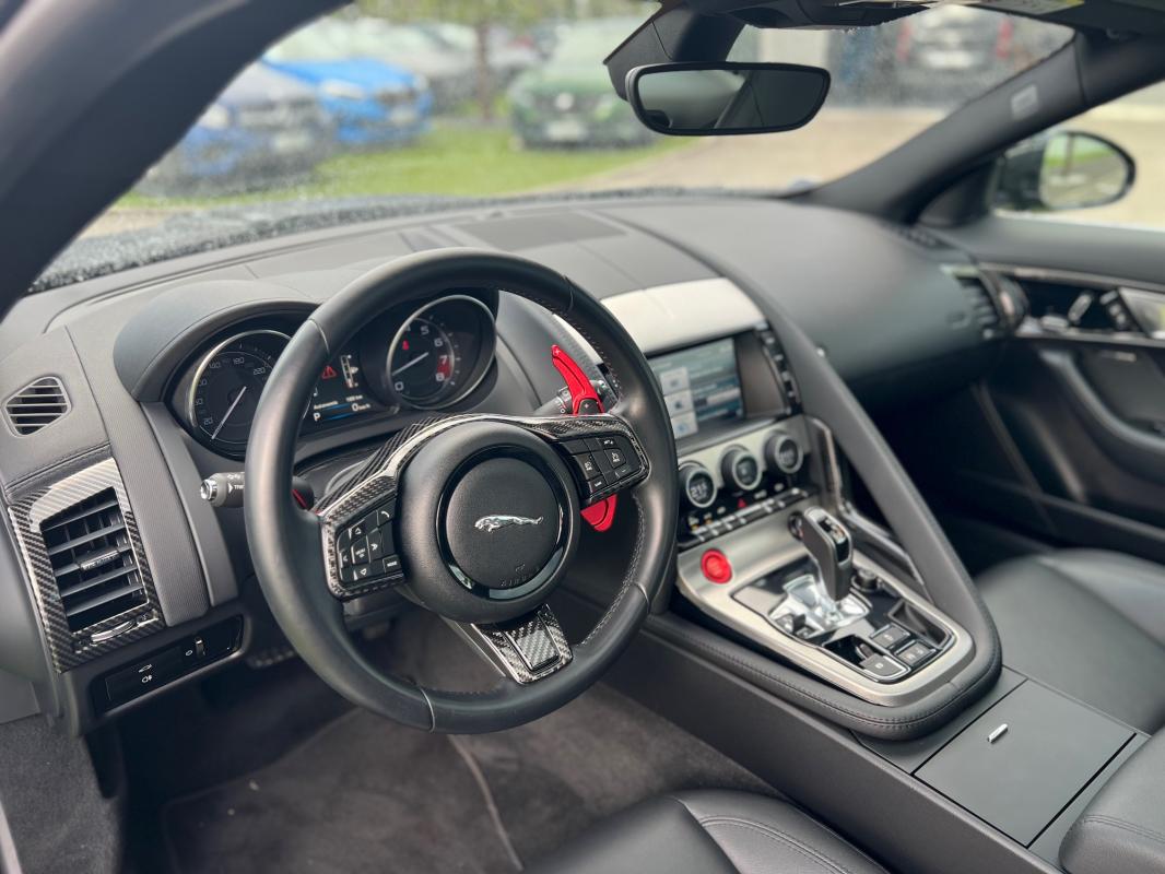 Jaguar F-Type — photo 11 sur 13