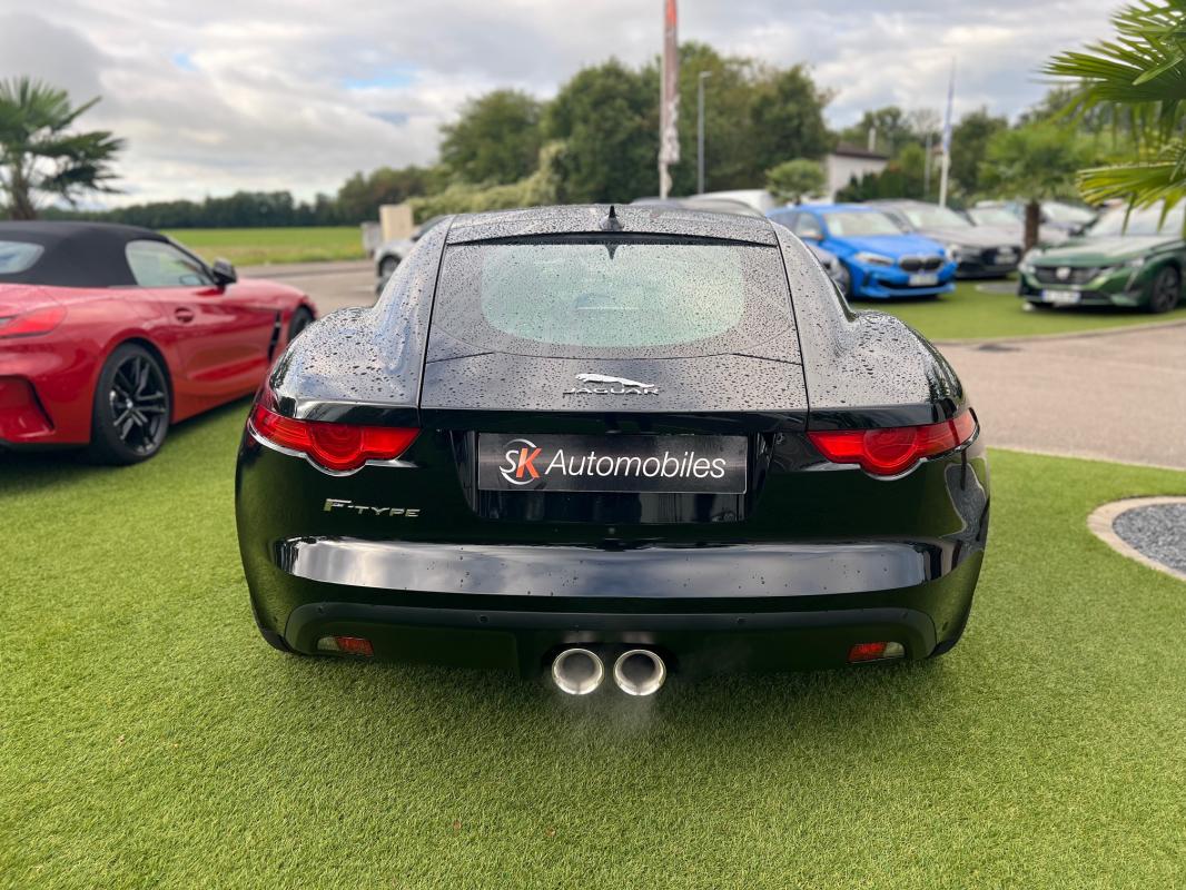 Jaguar F-Type — photo 6 sur 13