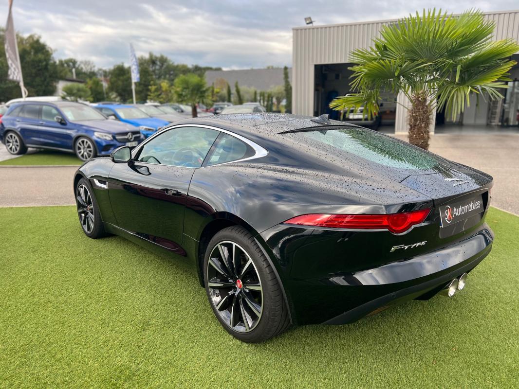 Jaguar F-Type — photo 9 sur 13
