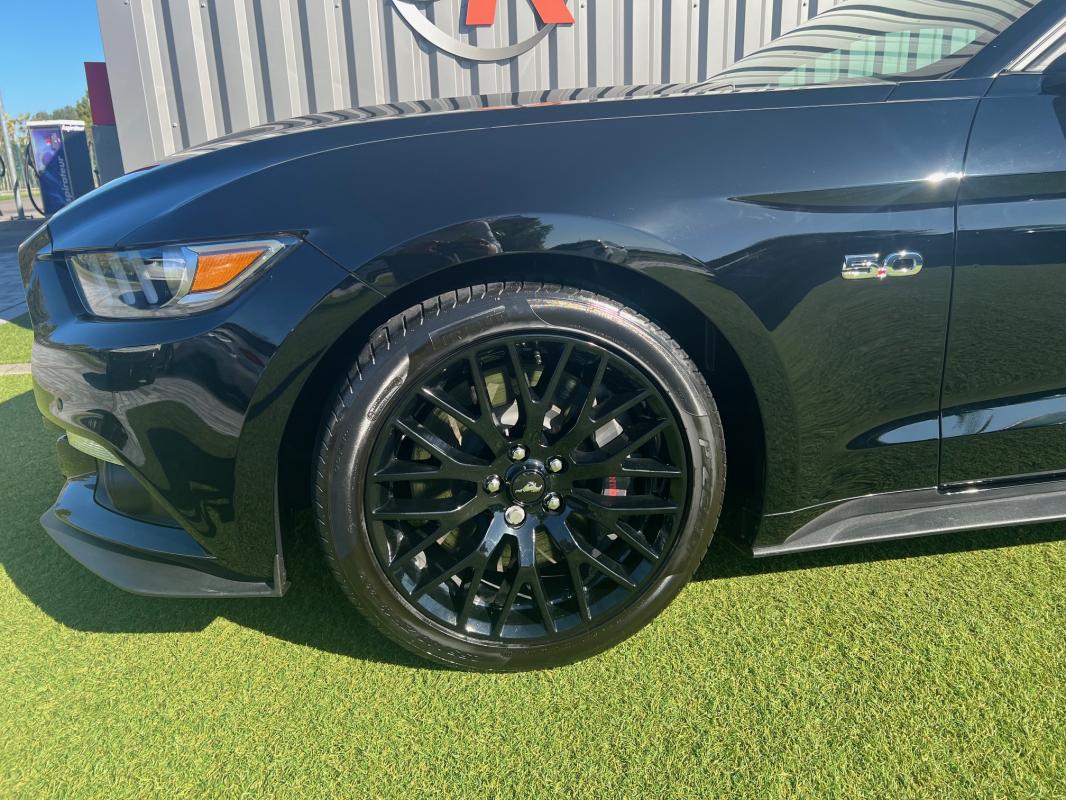 Ford Mustang — photo 3 sur 12
