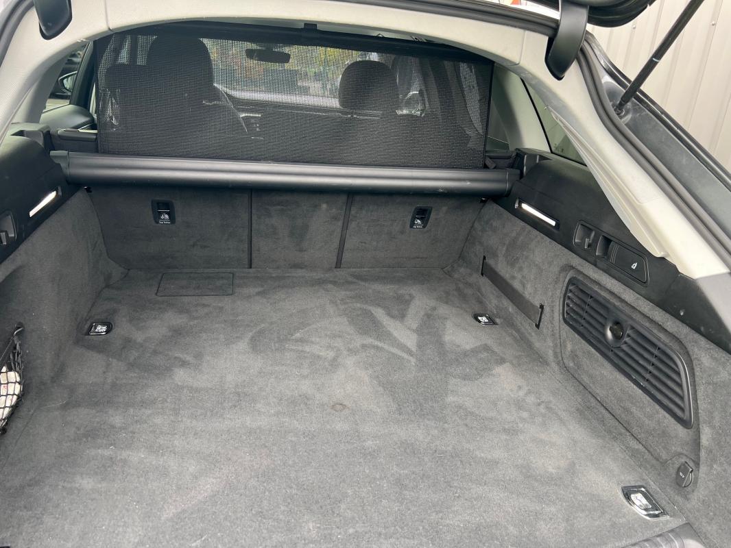 Audi A6 Avant — photo 7 sur 15