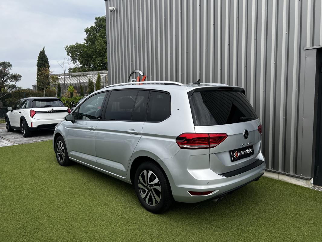 Volkswagen Touran — photo 7 sur 12
