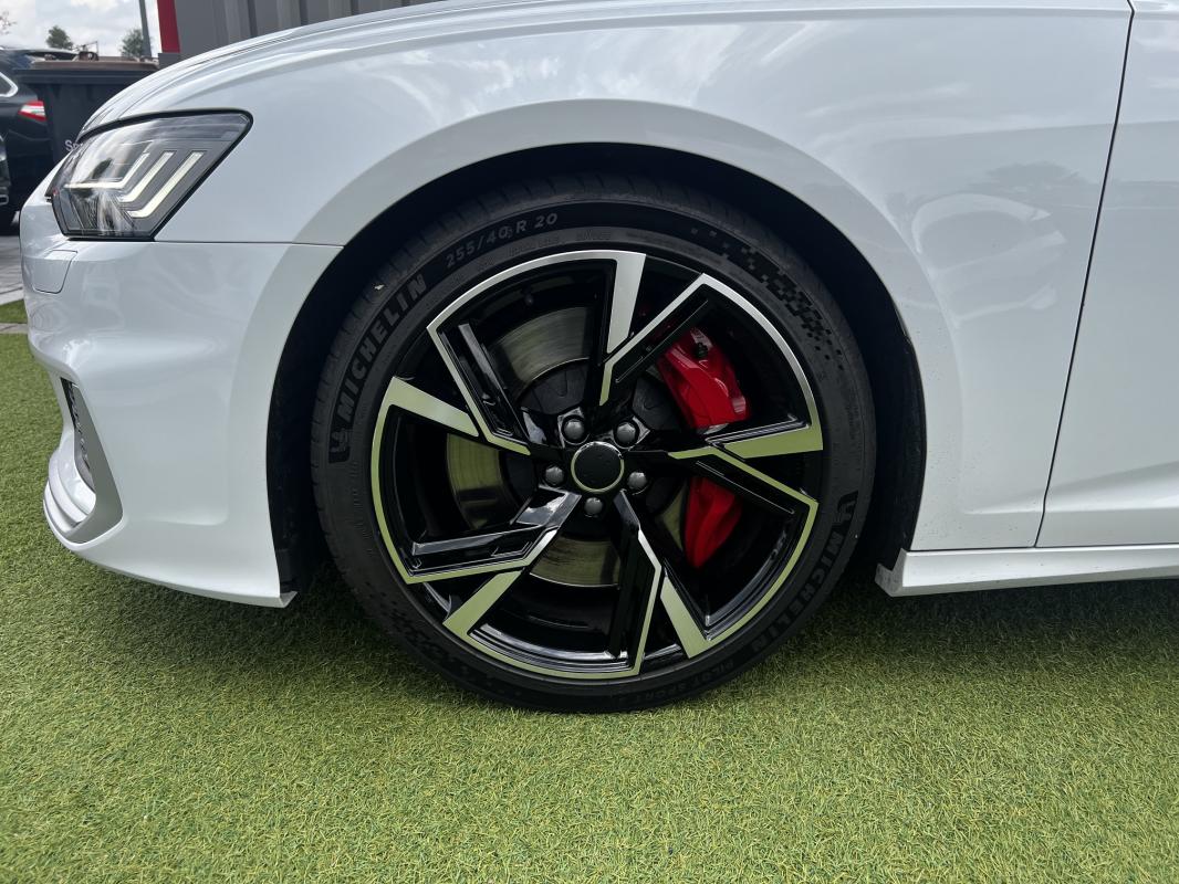 Audi S6 avant — photo 4 sur 21