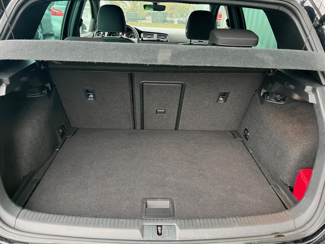 Volkswagen Golf — photo 6 sur 9