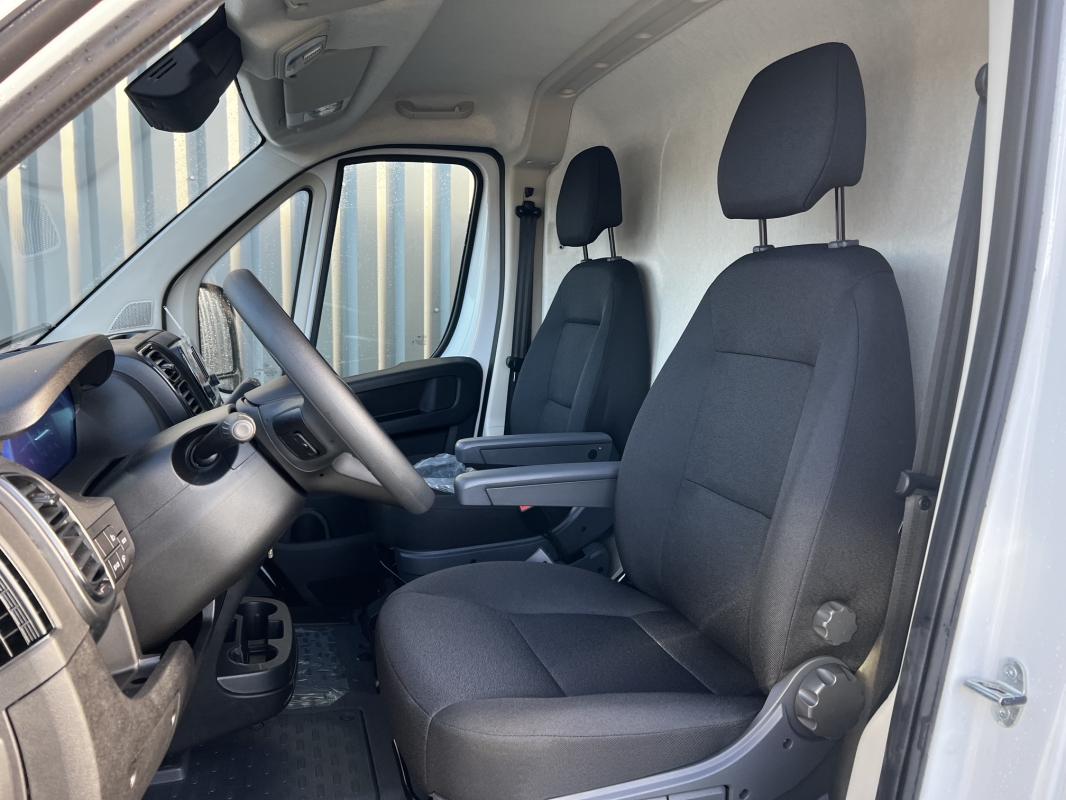 Peugeot Boxer — photo 9 sur 11
