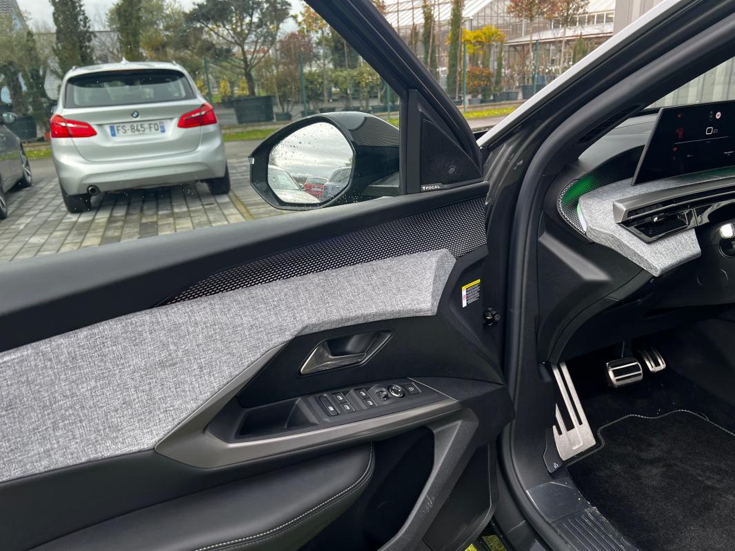 Peugeot 3008 — photo 10 sur 12