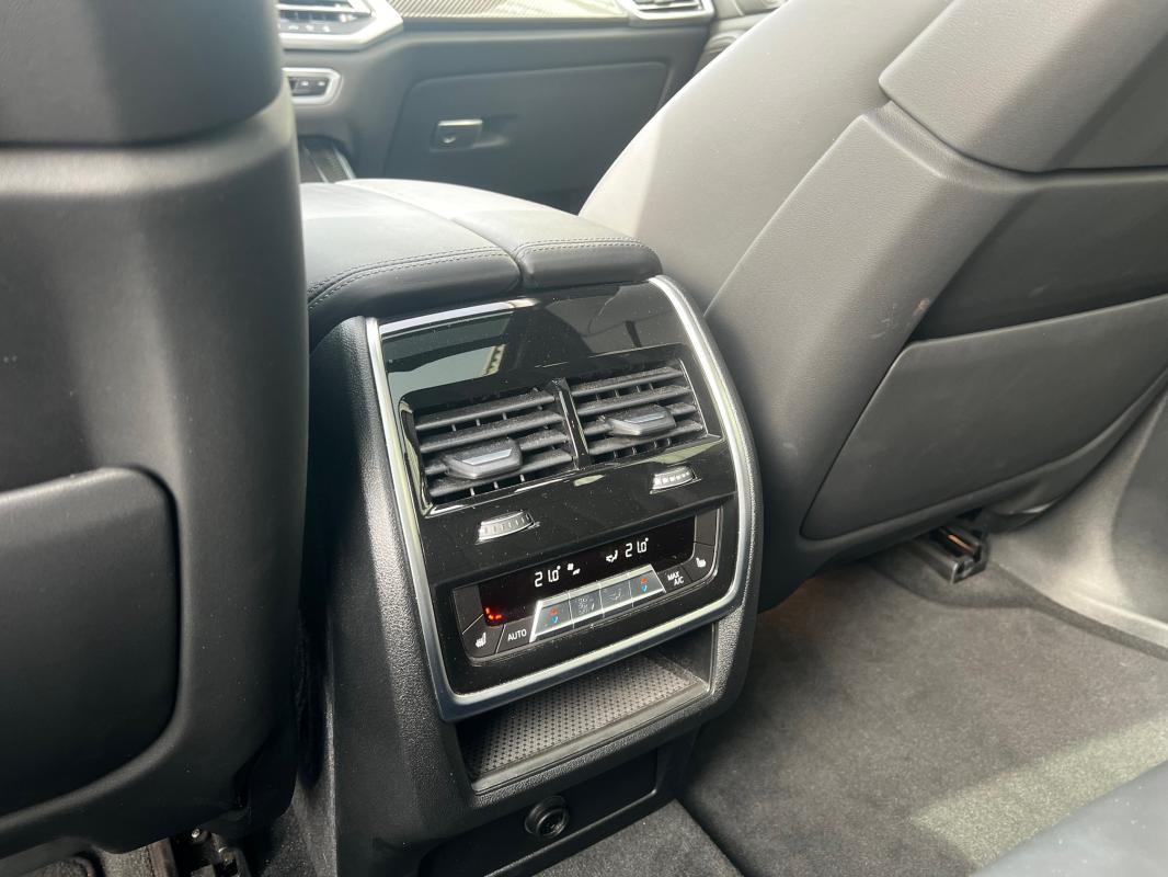 BMW X5 — photo 13 sur 22