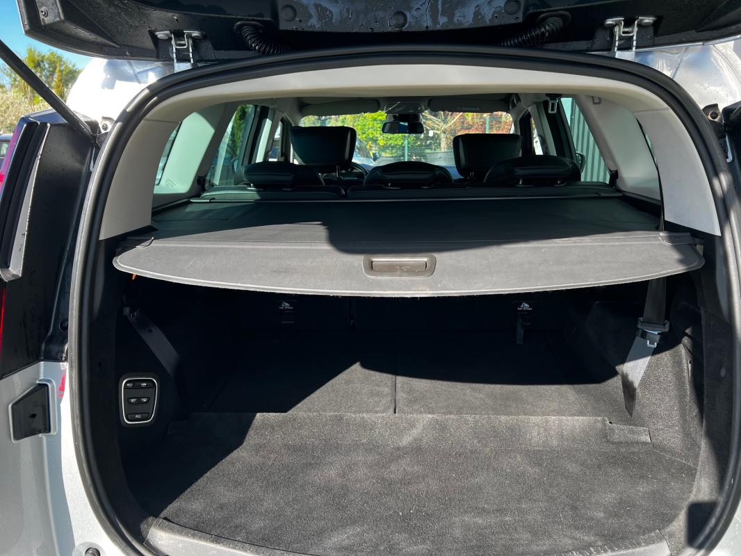 Renault Grand Scénic — photo 6 sur 12