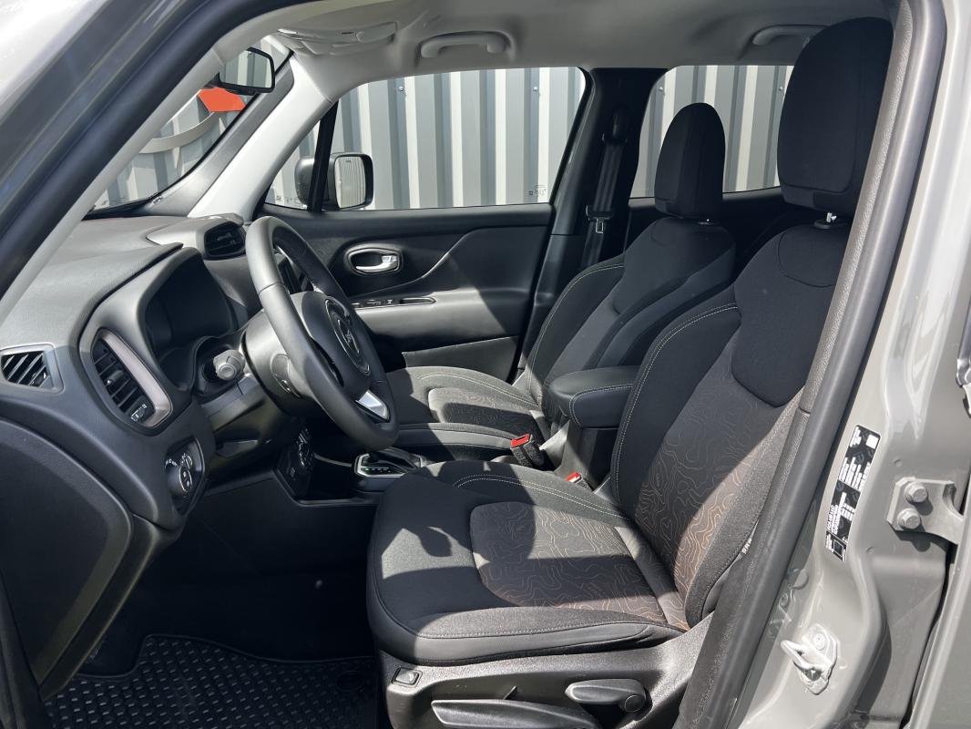 Jeep Renegade — photo 11 sur 11