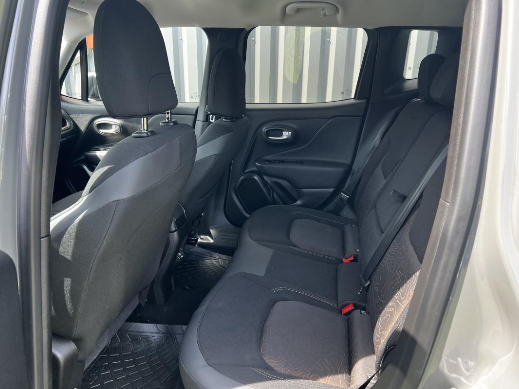 Jeep Renegade — photo 8 sur 11