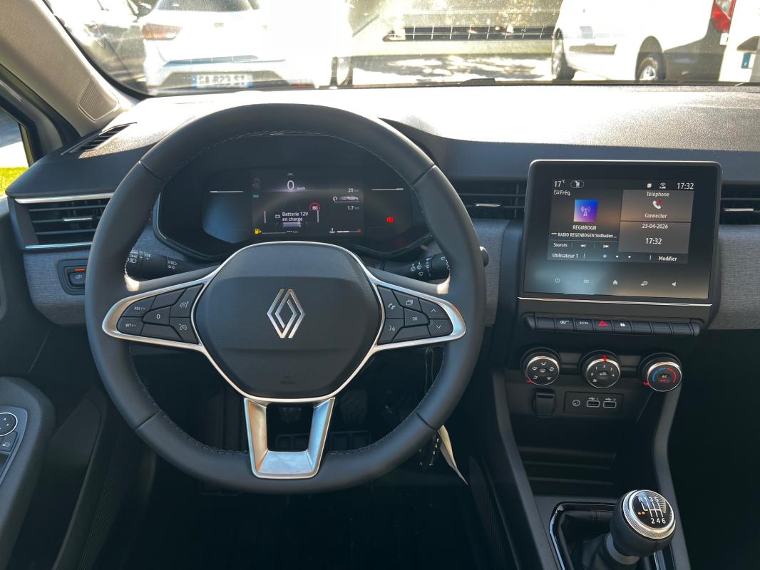 Renault Clio — photo 9 sur 11