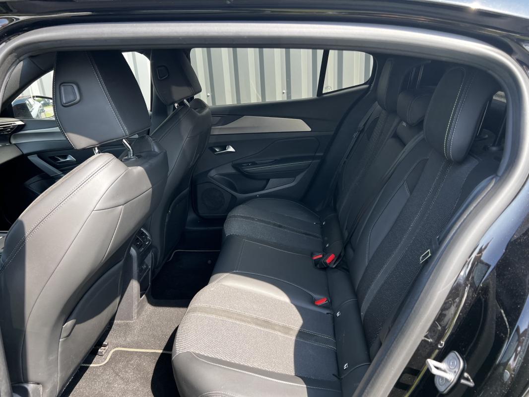 Peugeot 408 — photo 9 sur 13