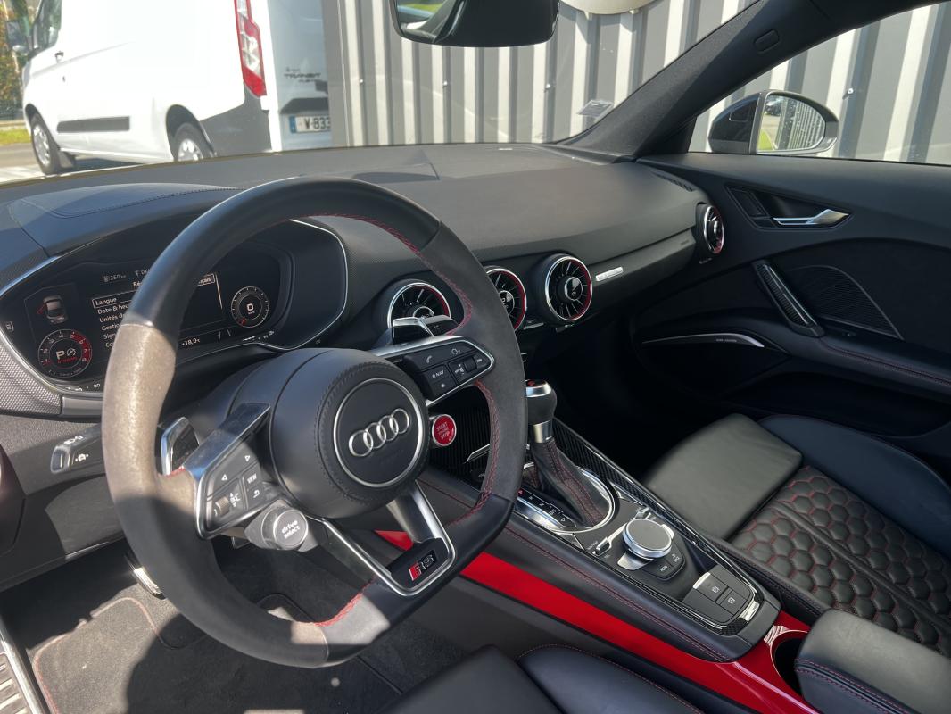 Audi TT RS — photo 11 sur 16