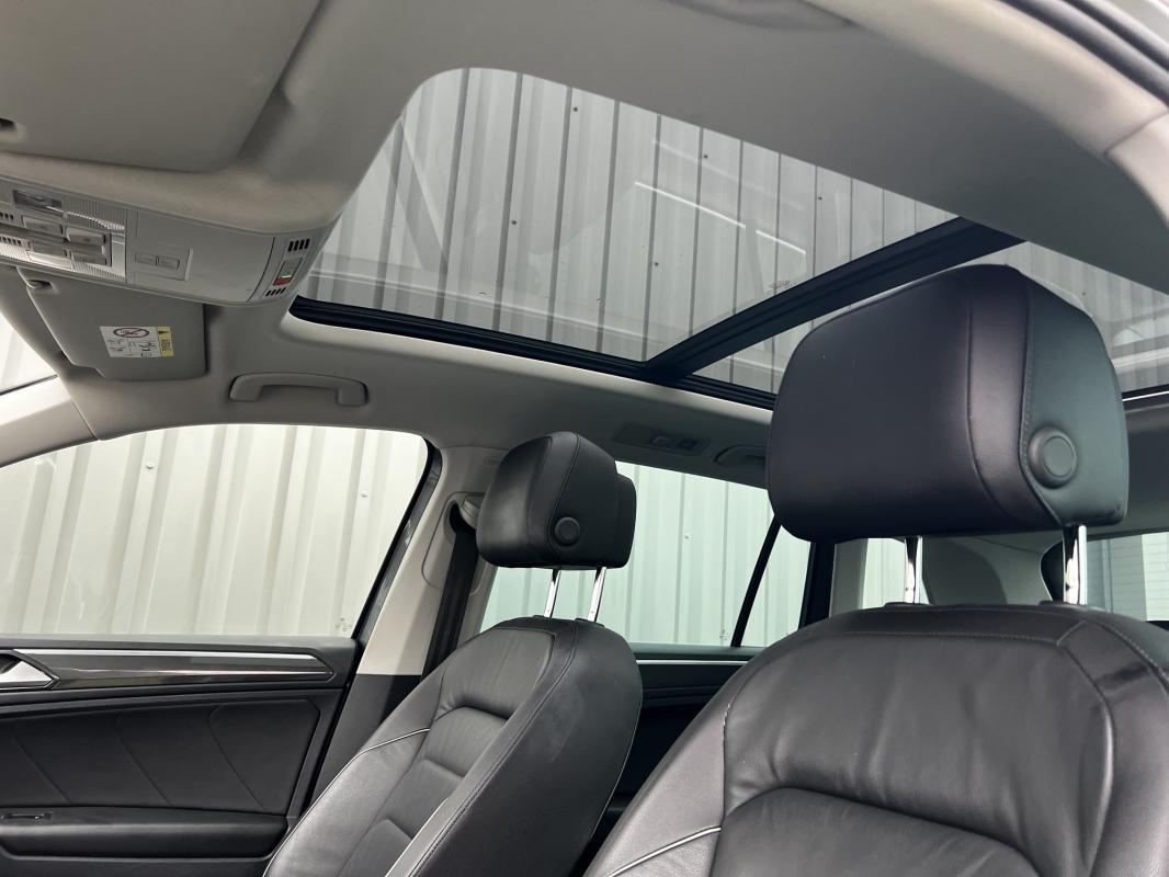 Volkswagen Tiguan — photo 12 sur 12