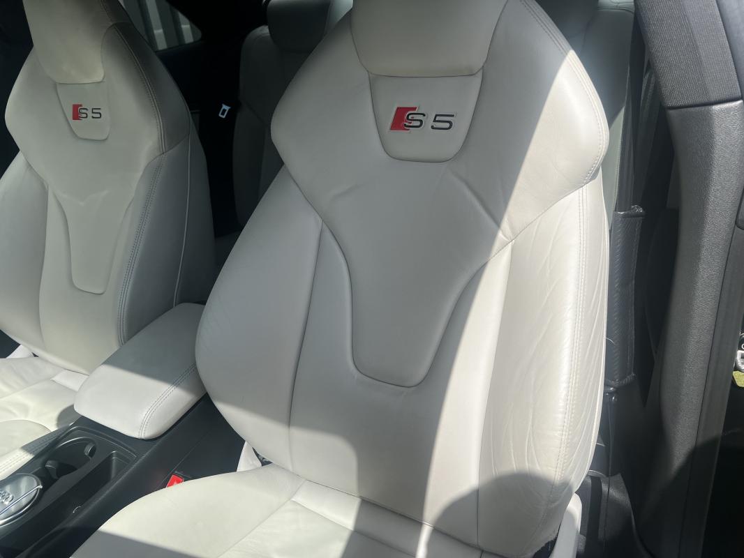 Audi S5 — photo 11 sur 16