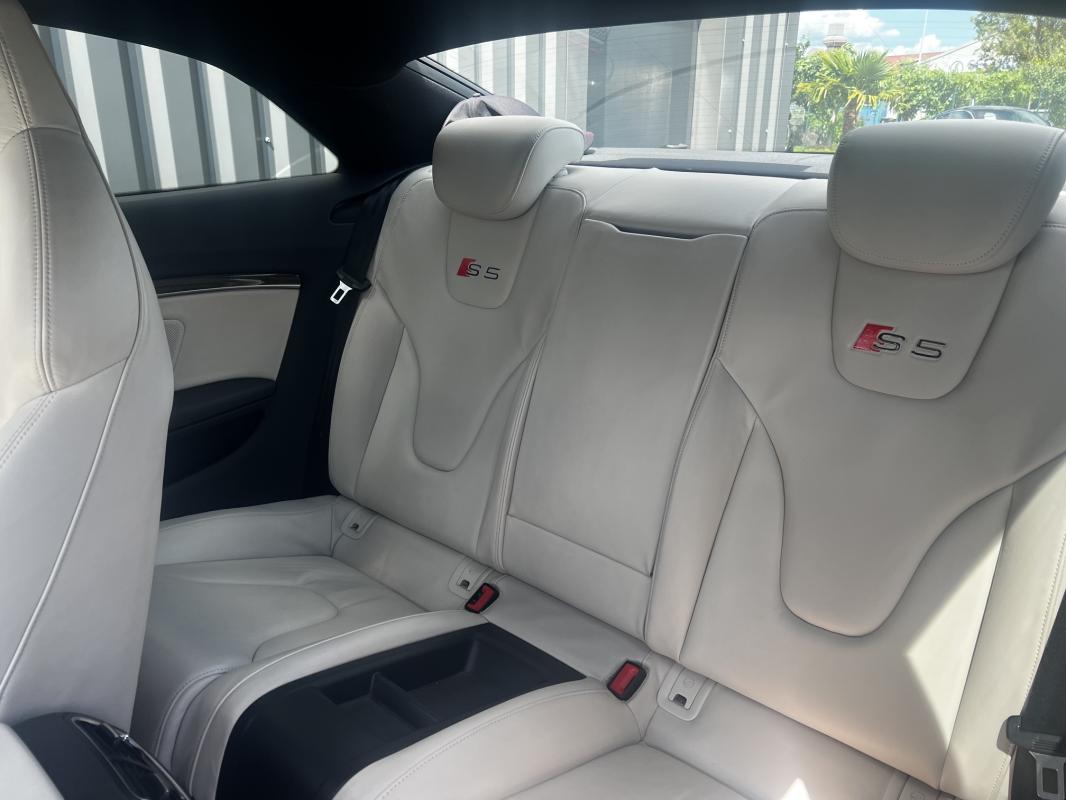 Audi S5 — photo 8 sur 16