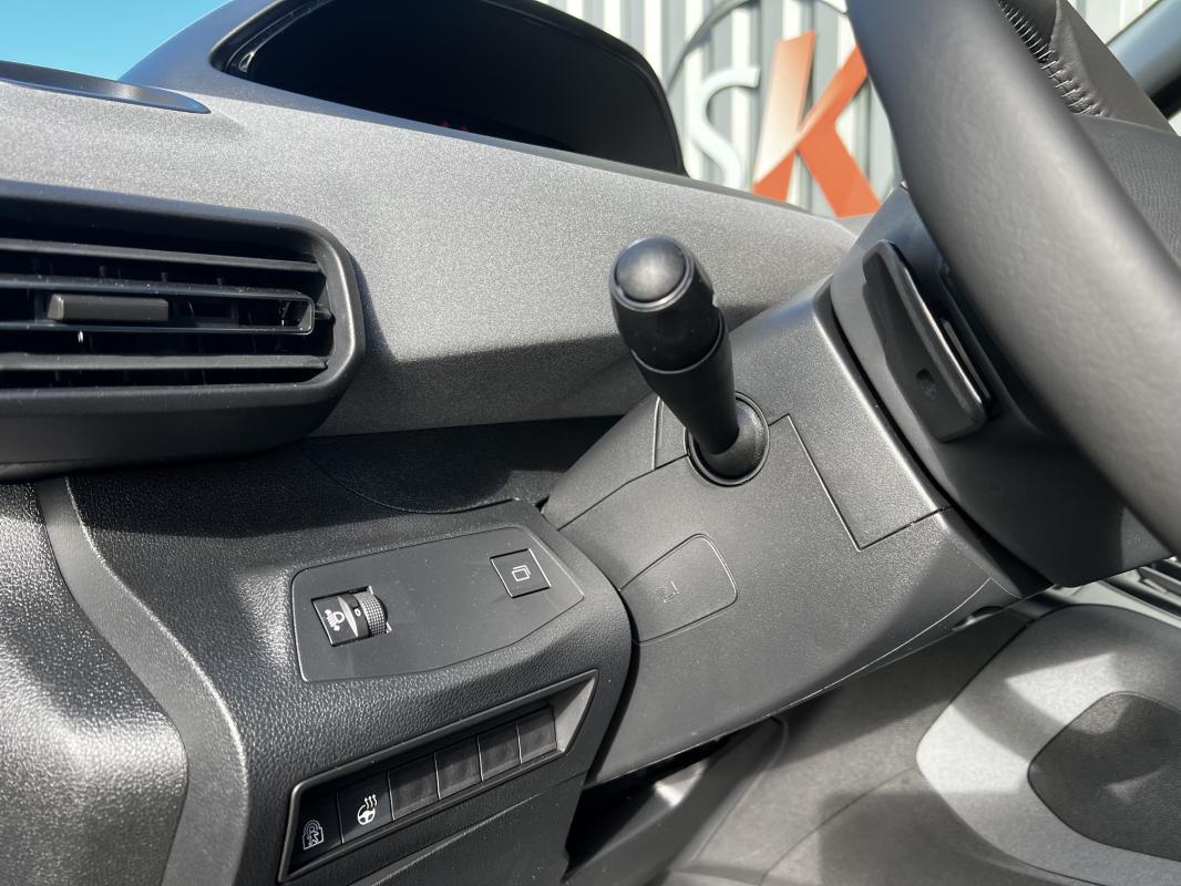 Peugeot Rifter — photo 12 sur 12