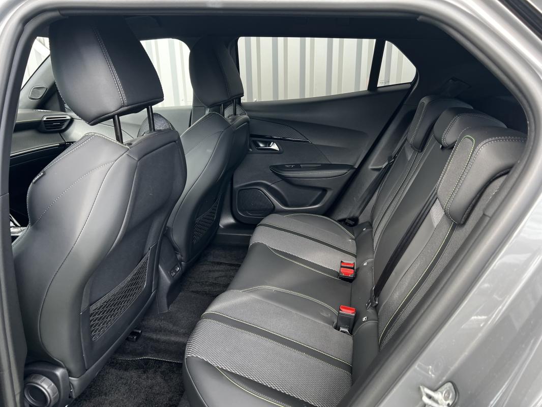 Peugeot 2008 — photo 8 sur 13