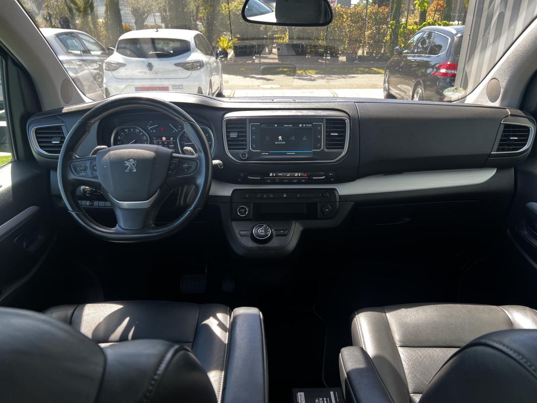 Peugeot Traveller — photo 9 sur 16