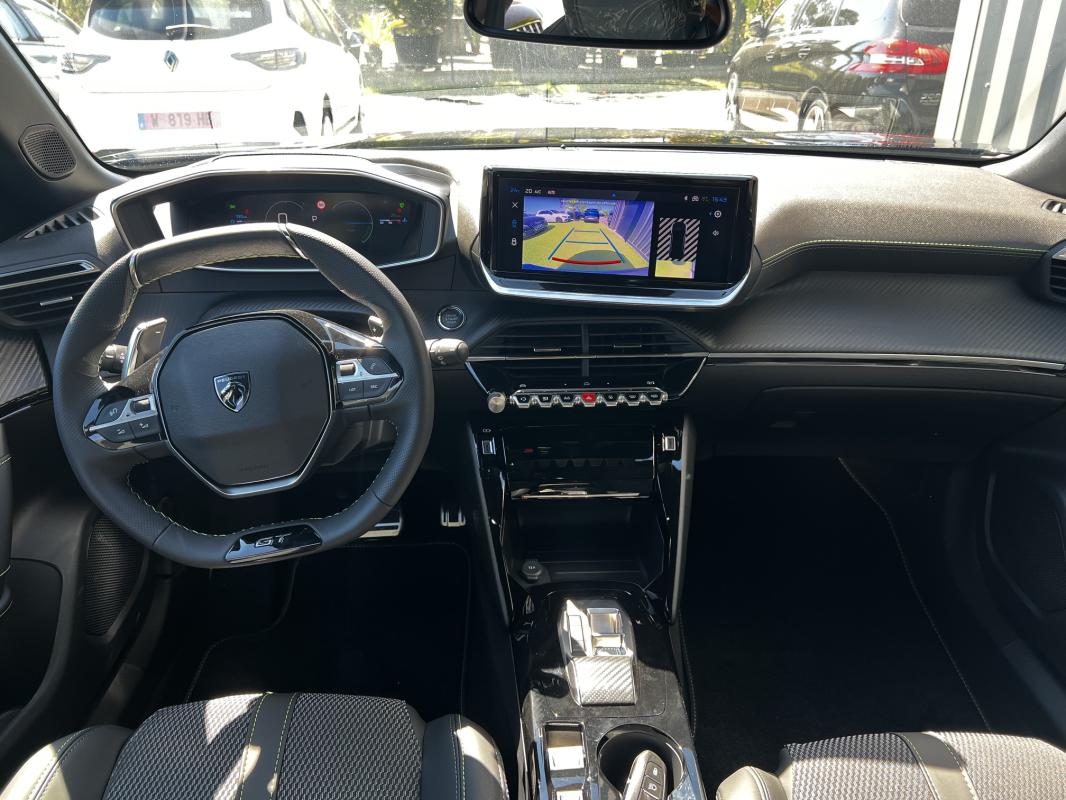 Peugeot 2008 — photo 8 sur 12