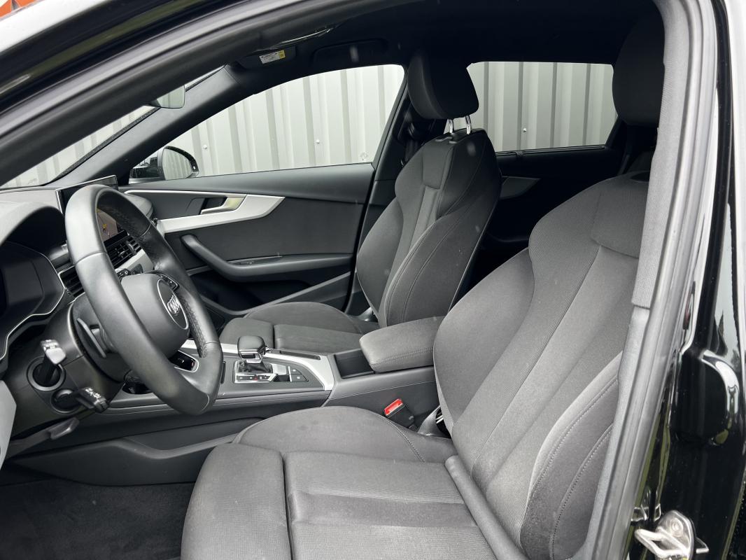 Audi A4 Avant — photo 12 sur 13