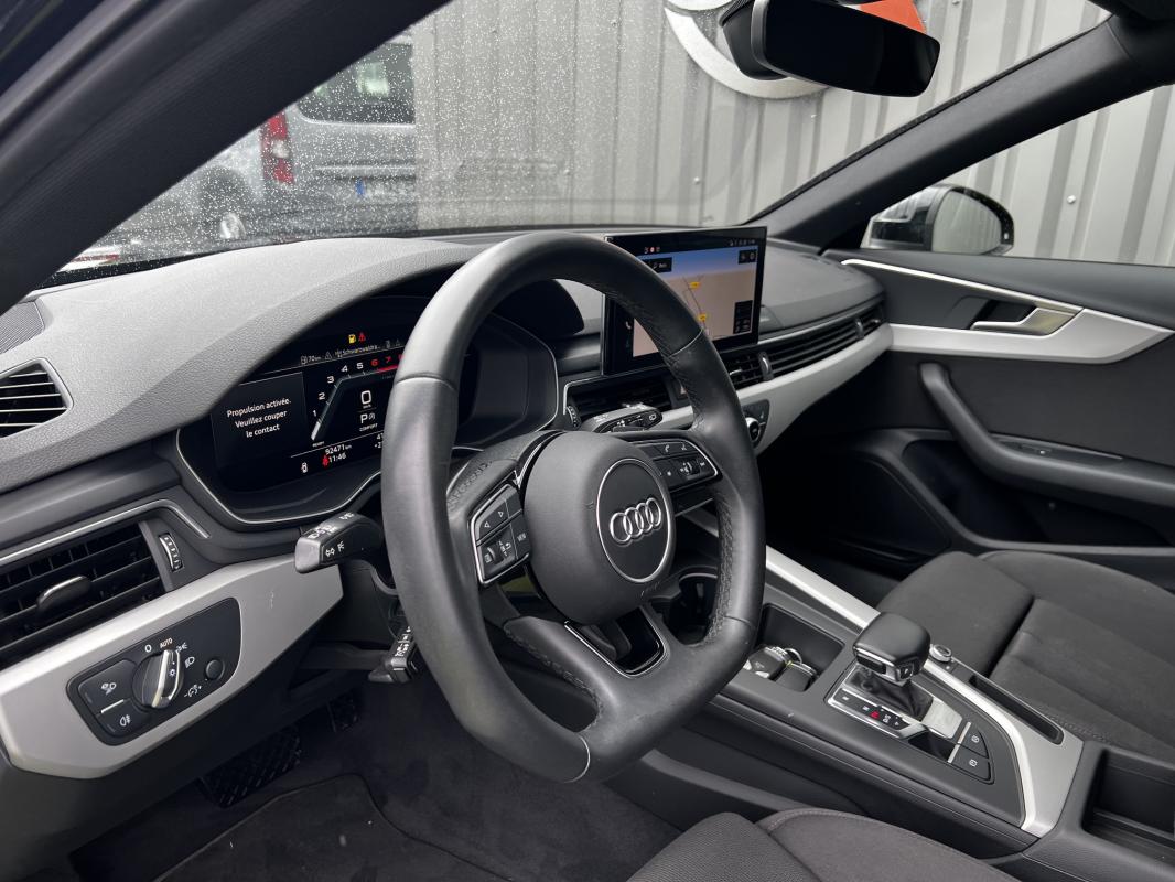 Audi A4 Avant — photo 13 sur 13