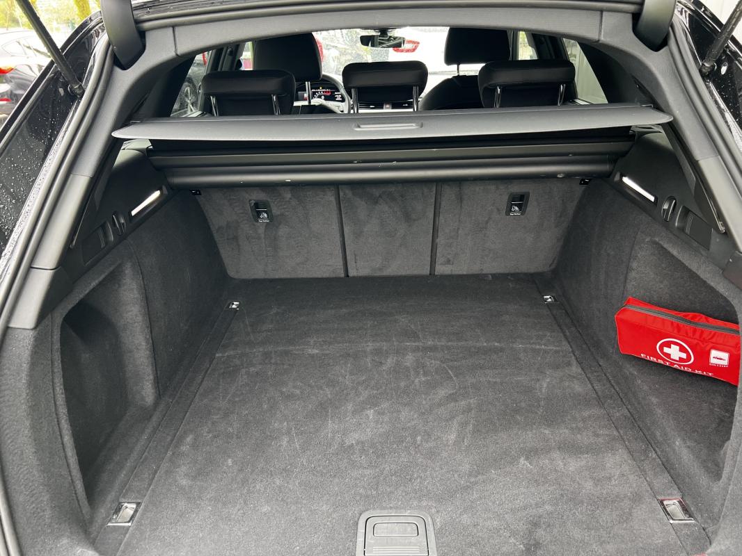 Audi A4 Avant — photo 7 sur 13