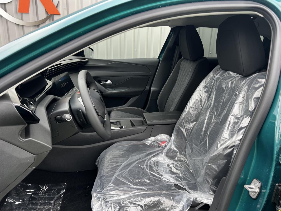 Peugeot 308 — photo 11 sur 13