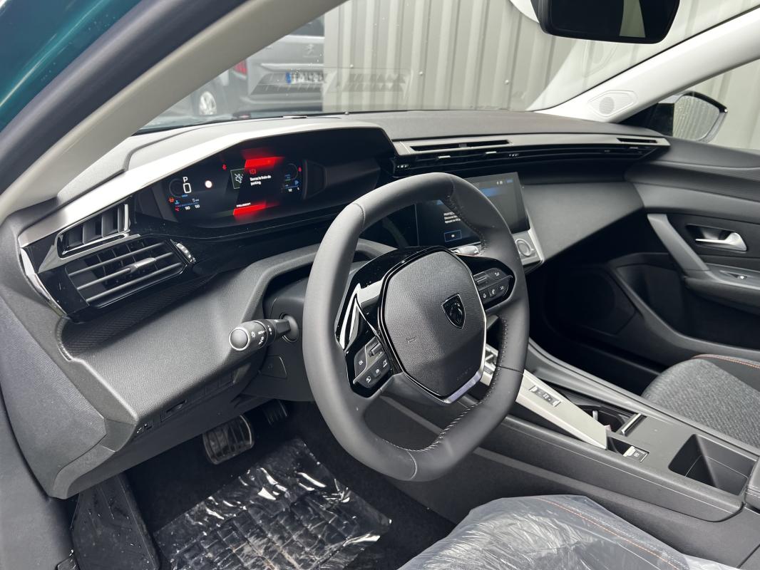 Peugeot 308 — photo 12 sur 13